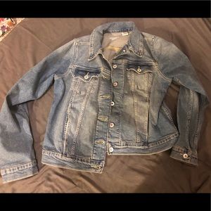💬 Vintage Jean Jacket 💬